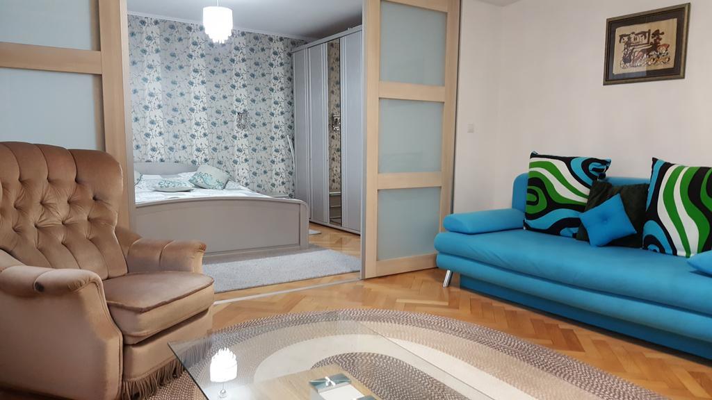 Sweet Apartment