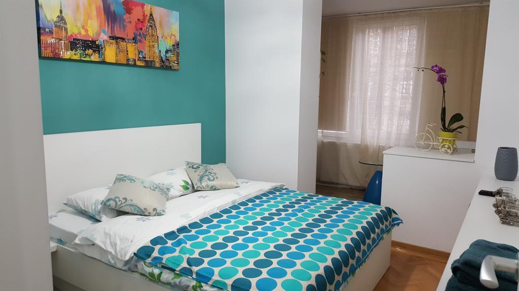 Apartment Sweet